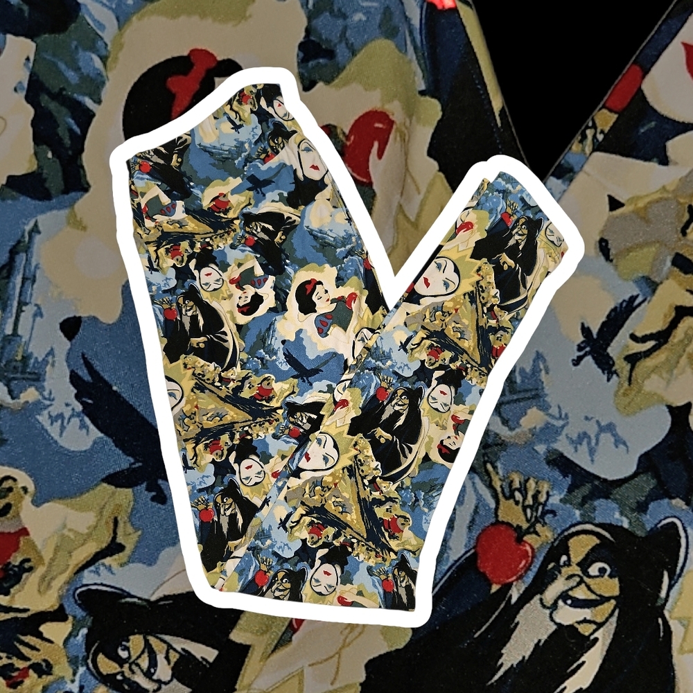 NWT Lularoe Disney Snow White Maleficent 7 Dwarves Blue White Red Leggings Sz TC